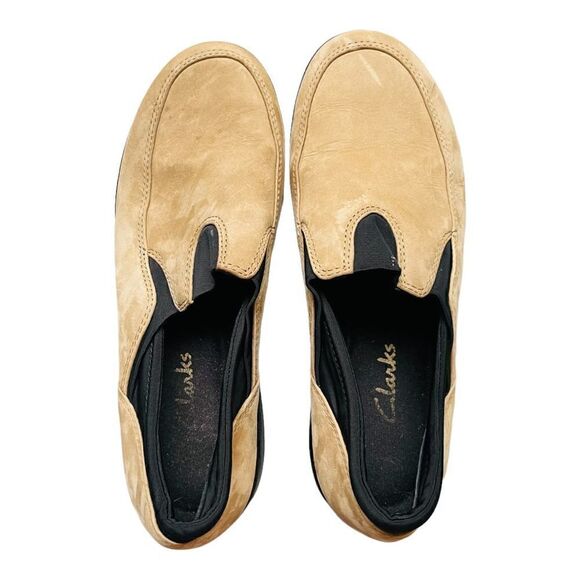 CLARKS SILLIAN Tan Beige Leather Slip On Comfort Shoes Loafers NWOT Size 6 1/2 - Picture 4 of 5